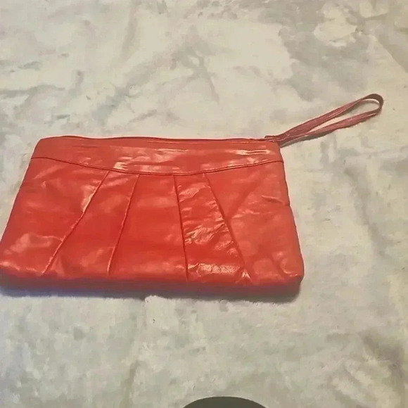 Red Pocketbook - Picture 1 of 4